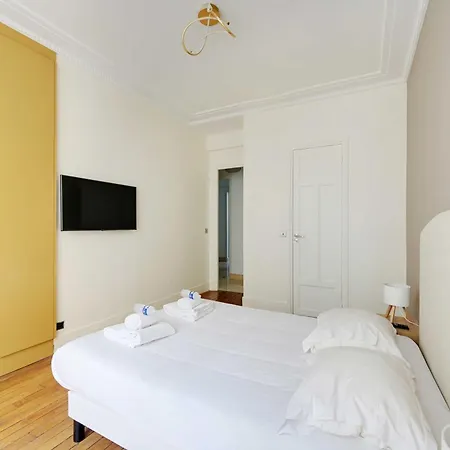 Elegant 3br For 6 - Near Palais Des Congres * Paris